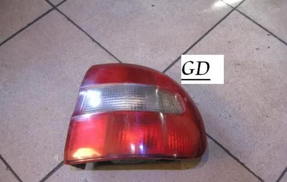 Volvo S40, V40 Rear/tail lights