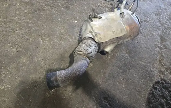 BMW 5 E60 E61 Catalyst/FAP/DPF particulate filter 7805572
