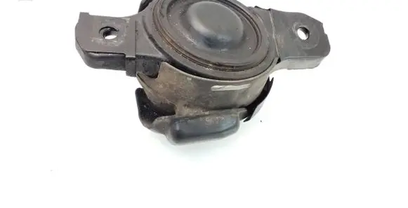 Subaru Forester SH Engine mount bracket