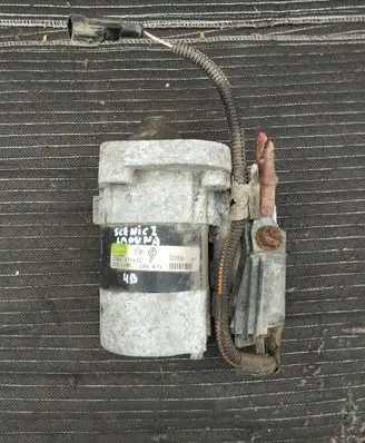 Renault Megane I Starter motor 105119C 25D01754TC 104674