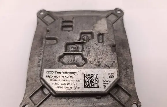 Audi A4 S4 B8 8K Headlight ballast module Xenon 8K0907472A 10EEG100136 130732921801