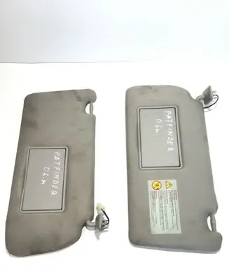 Nissan Pathfinder R51 Sun visor