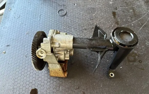 Volvo XC90 Oil pump 6G9N6600AF 0611280004