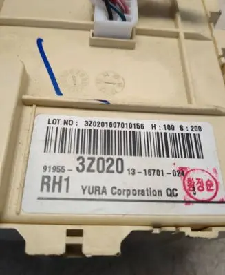 Hyundai i40 Fuse module 919553Z020 1316701024 3Z0201607010156