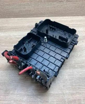 Volkswagen Golf V Fuse module 1K0937124K 1394963 1394932