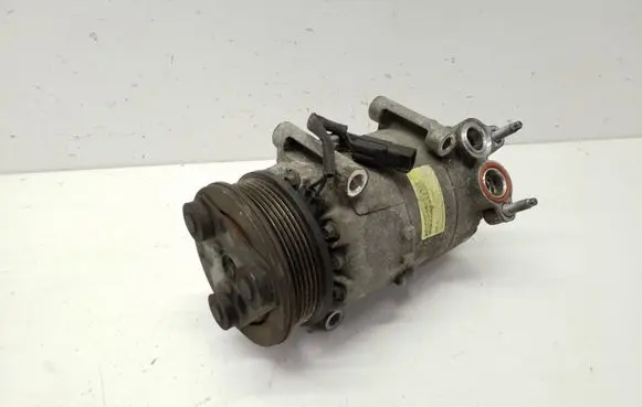 Ford C-MAX II Air conditioning (A/C) compressor (pump)
