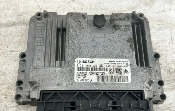 Peugeot 308 Engine control unit/module 9666729580 9678818280 0281018228