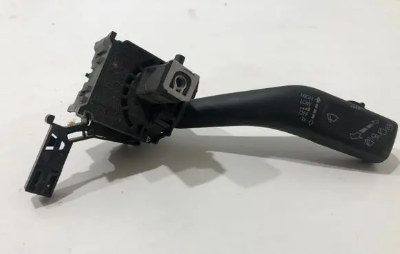 Volkswagen Caddy Wiper control stalk 1K0953519H