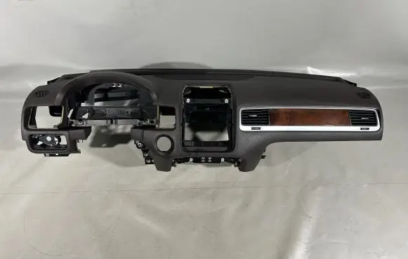 Volkswagen Touareg II Dashboard 7P1857100 7P1857181