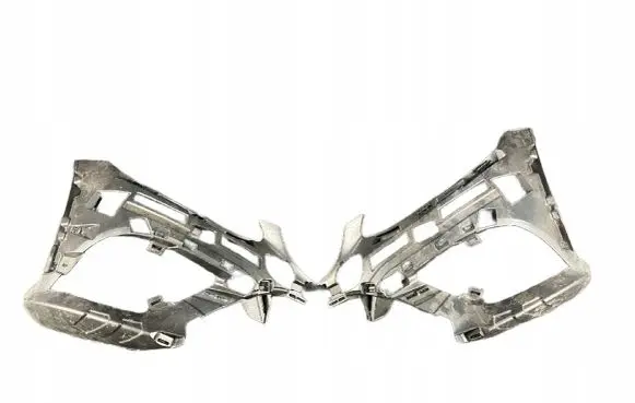 Mercedes-Benz C W205 Front bumper mounting bracket A2058852001 A2058851901