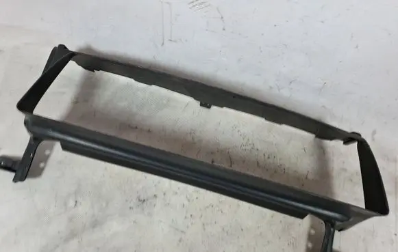 Volvo S40 Intercooler air guide/duct channel 3984