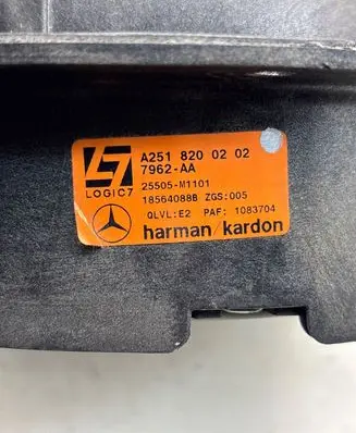 Mercedes-Benz R AMG W251 Front door speaker A2518200202 18564088B