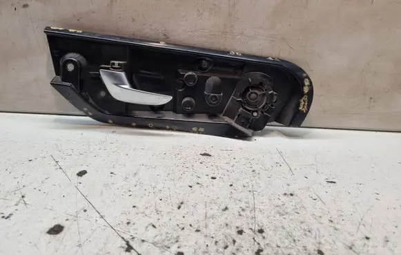 Volvo V70 Front door interior handle 30761315