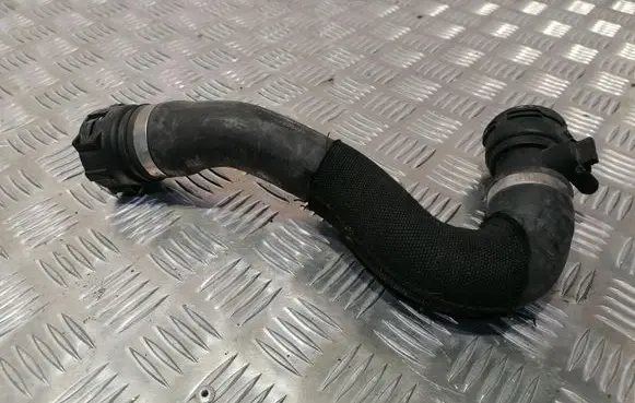 Audi Q5 SQ5 Engine coolant pipe/hose 8R0121055B