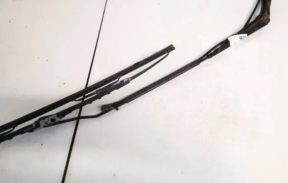 Volkswagen II LT Front wiper blade arm
