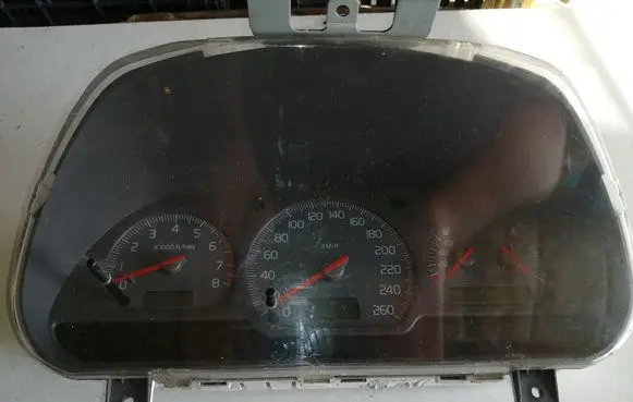 Volvo S40, V40 Speedometer (instrument cluster) 30857575