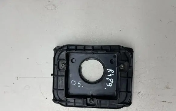 Audi Q5 SQ5 Headlight/headlamp dust cover 8R0941607 8R0941607A
