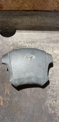 Hyundai Terracan Steering wheel airbag