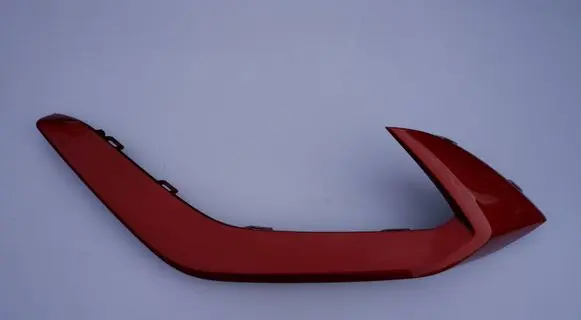 Front bumper splitter molding