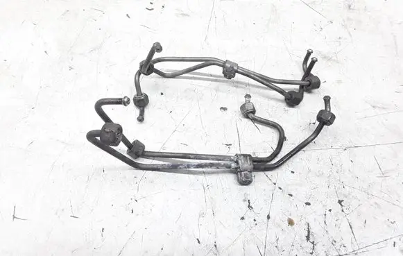 Opel Vectra C Fuel injector supply line/pipe 