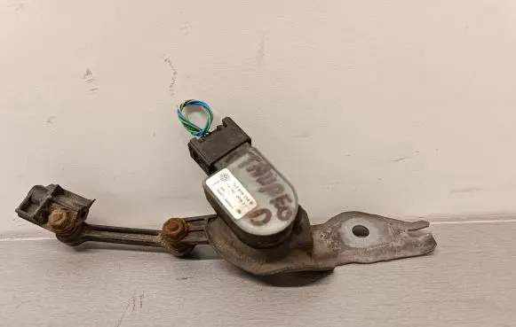 Volkswagen Touareg I Air suspension front height level sensor 4E0907503C H03S01 6PM00816151