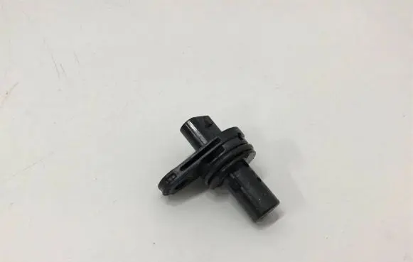 BMW 3 G20 G21 Crankshaft position sensor 8644374