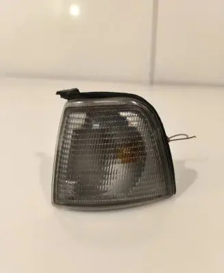 Audi 80 90 B3 Front indicator light 185144B