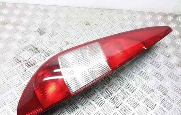 Ford Mondeo Mk III Rear/tail lights