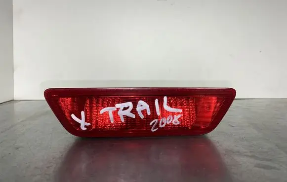 Nissan X-Trail T31 Rear bumper light 13263929