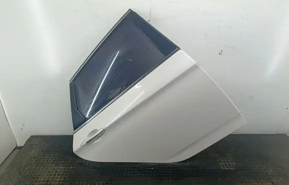 Hyundai i40 Rear door 