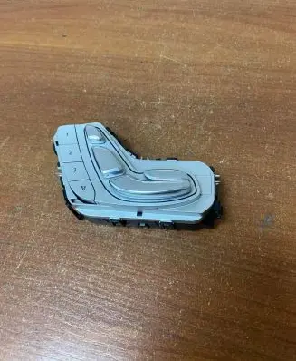 Mercedes-Benz E W238 Seat control switch A2139050004 13589077