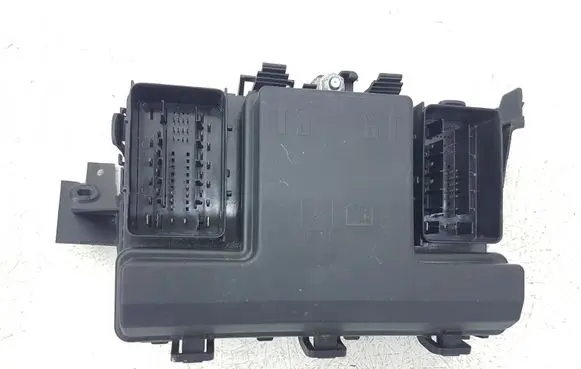 Ford Edge II Fuse module G2GT14A067 G2GT14A067BD G2811