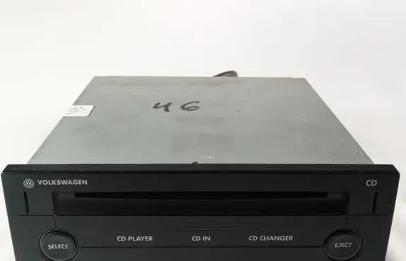 Volkswagen Golf IV CD/DVD changer VWZ5Z8A2352594 1J0035119C 1J0035119