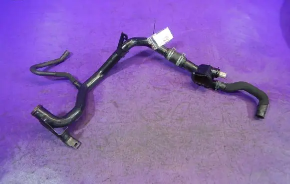 Audi A4 S4 B7 8E 8H Engine coolant pipe/hose