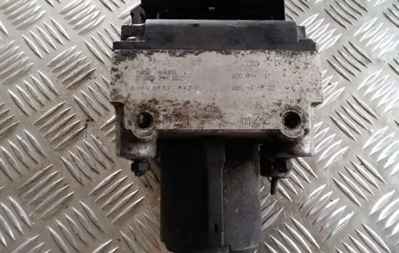 Audi A4 S4 B5 8D ABS Pump 0265214002 8D0814111
