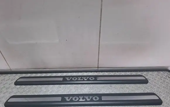 Volvo S60 Front sill trim cover 8659960