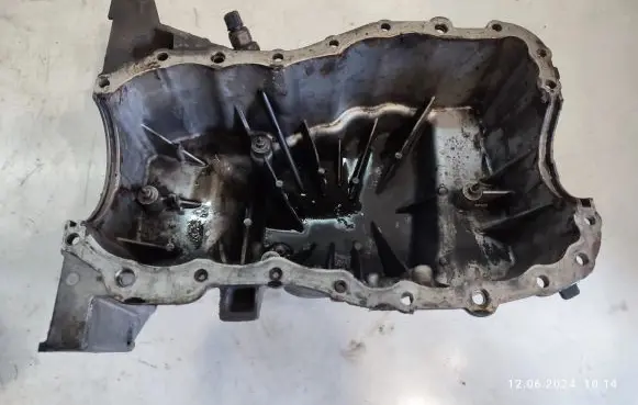 Nissan Qashqai Oil sump 8200318813