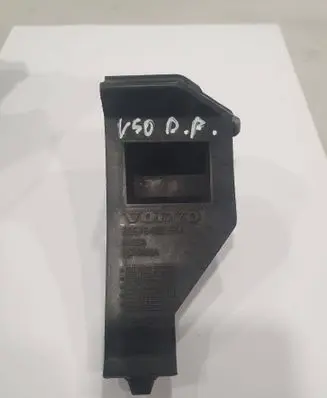 Front bumper mounting bracket