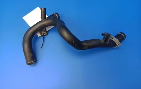 Mercedes-Benz B W245 Engine coolant pipe/hose A6402001452