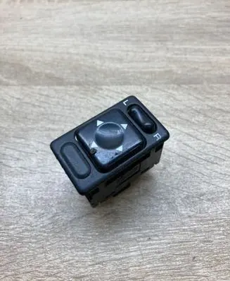 Nissan Laurel Wing mirror switch 