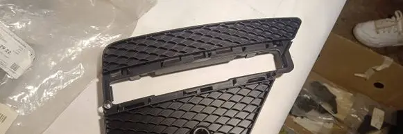 Mercedes-Benz ML W166 Front bumper splitter molding A1668852922
