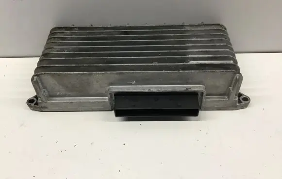Audi A5 8T 8F Sound amplifier 8T0035223J 8T0035223