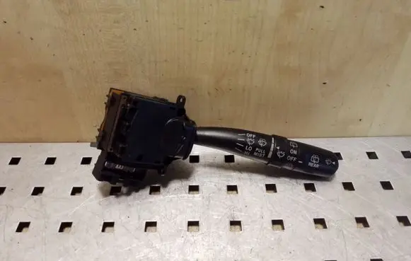 Subaru Impreza II Wiper control stalk 17A164LH2
