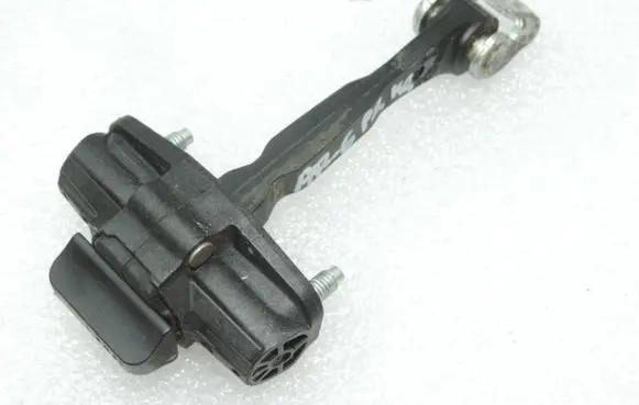 Alfa Romeo Giulietta Front door check strap stopper 50509843