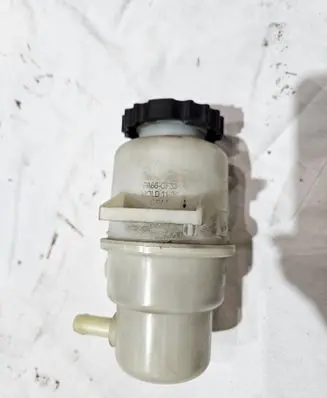 Jeep Grand Cherokee Power steering fluid tank/reservoir 