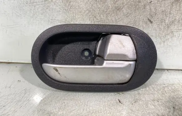 Mitsubishi Colt Rear door interior handle