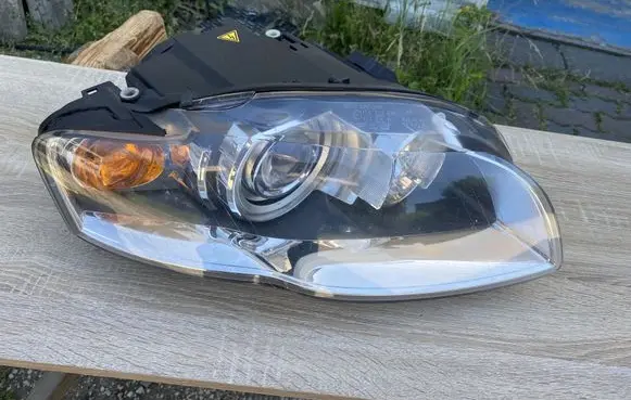 Audi A4 S4 B7 8E 8H Headlight/headlamp 8E0941004AM
