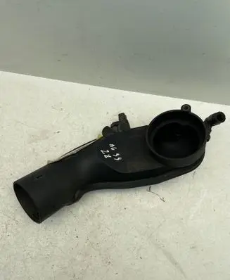 Audi A6 S6 C5 4B Air intake hose/pipe 3915268906 07813336 068639