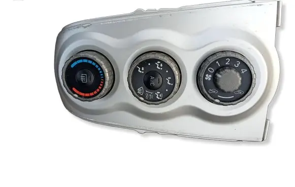 Toyota Yaris Climate control unit 554060D190 Z069C 70699