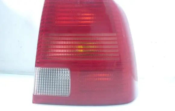 Volkswagen PASSAT B5 Rear/tail lights 3B5945096F